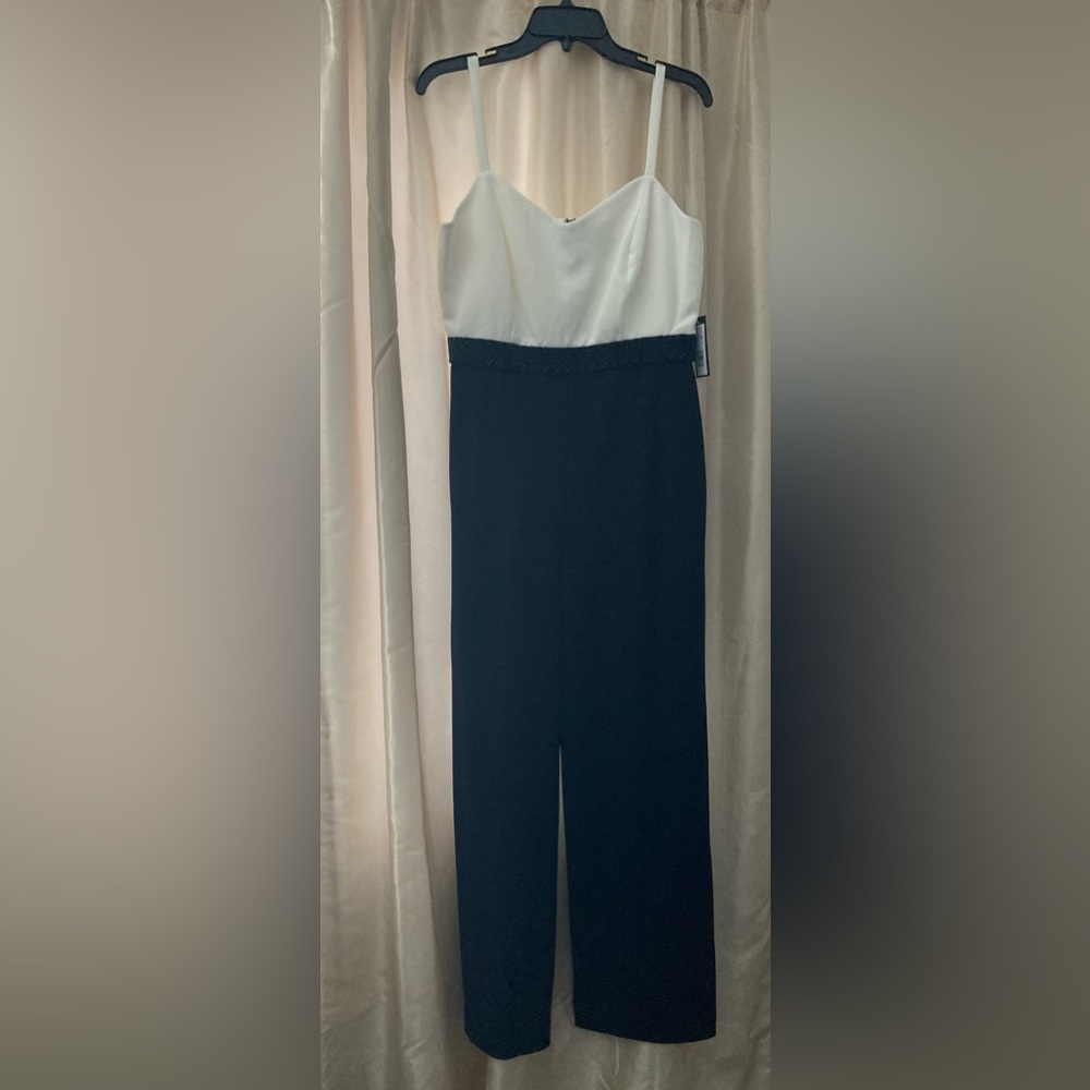 Onyx Nite Jumpsuit Black and White beaded waist Size 10